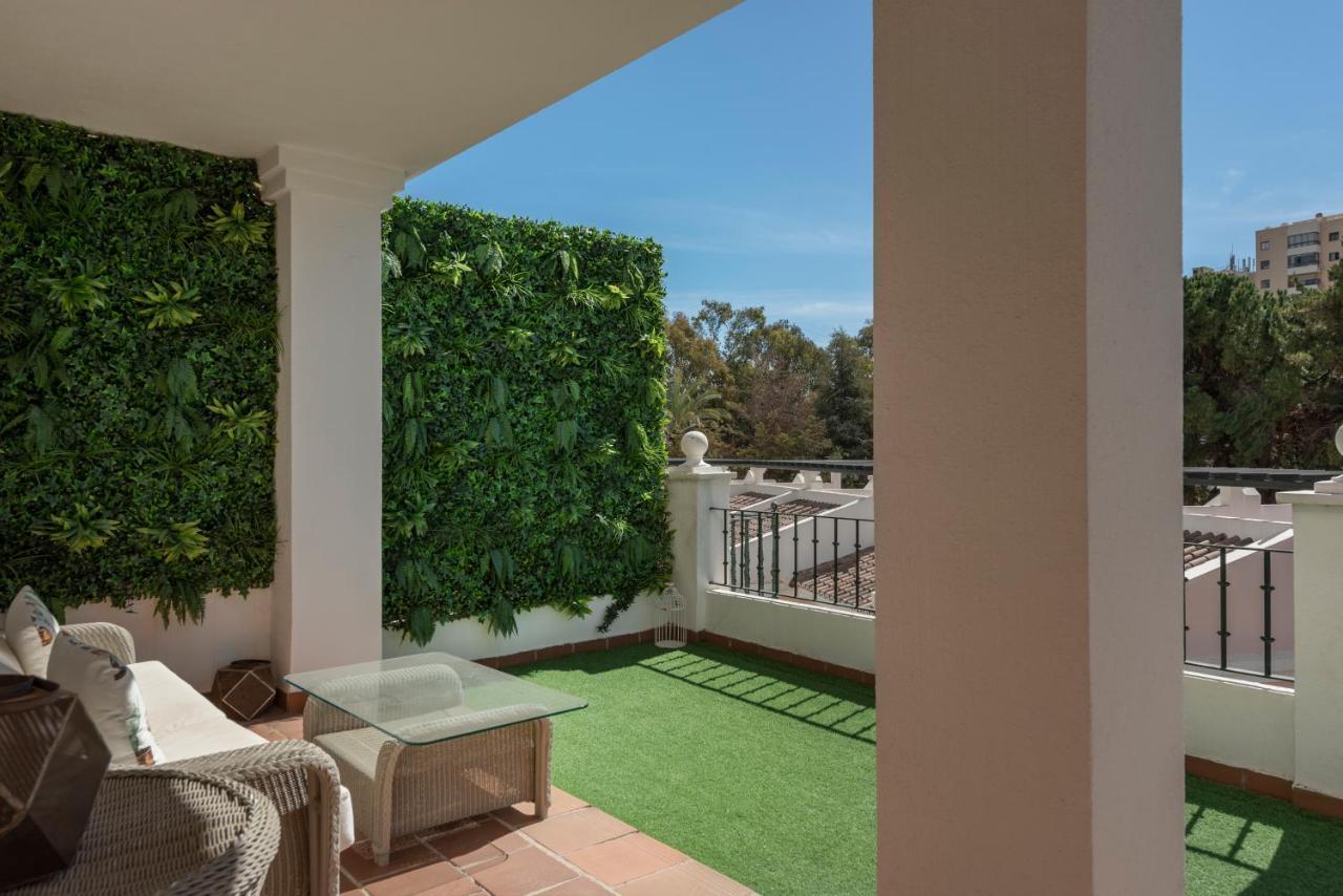 Appartamento Bright 2 Bedroom With Parking Space And Swimming Pools In Aloha Gardens
